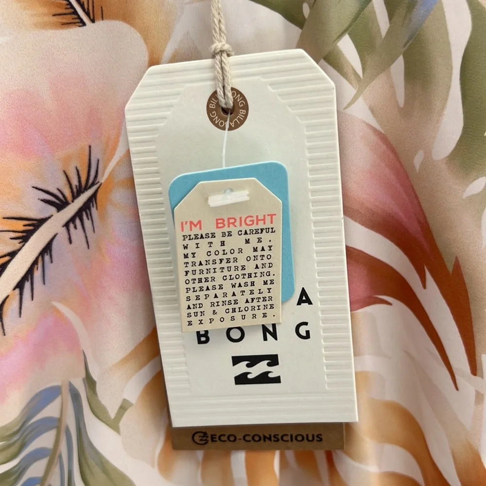 NWT Billabong island calling body’s one piece swimsuit. Size L. Beige floral - Picture 7 of 9